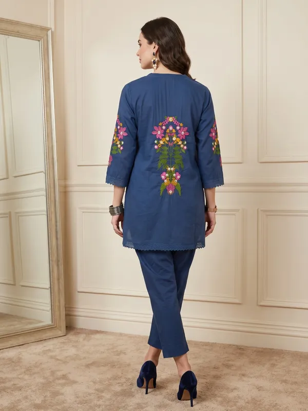 Navy_Embroidered_Co-Ord_Set_For_Women