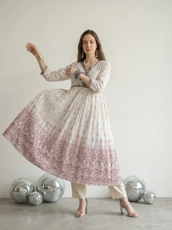 White_Embroidered_Anarkali_Kurta_Set_With_Dupatta_For_Women