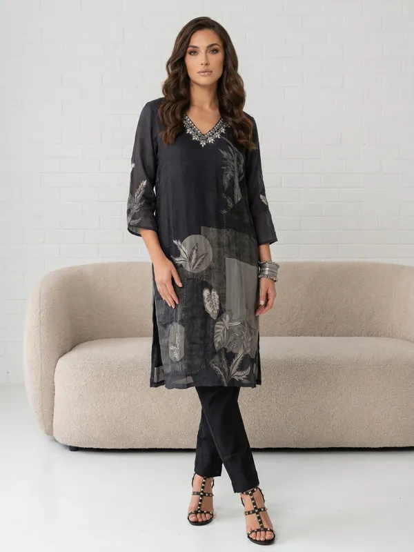 Black_Floral_Print_Sheer_Overlay_Pure_Crepe_Kurta_Set_For_Women