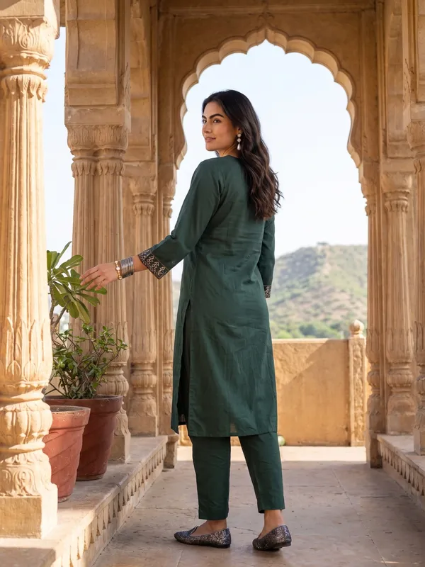 Pellini_Cotton_Embroidered_Kurta_Set_with_Dupatta