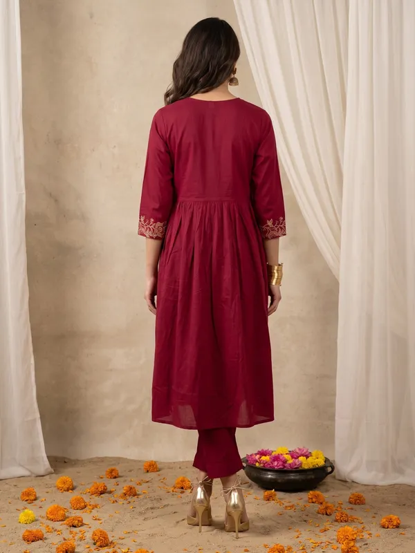 Pellini_Red_Embroidered_Anarkali_Suit_Set