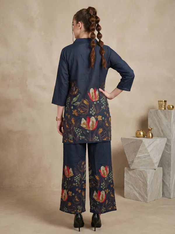 Black_Floral_Embroidered_Cotton_Kurta_Palazzo_Set_For_Women