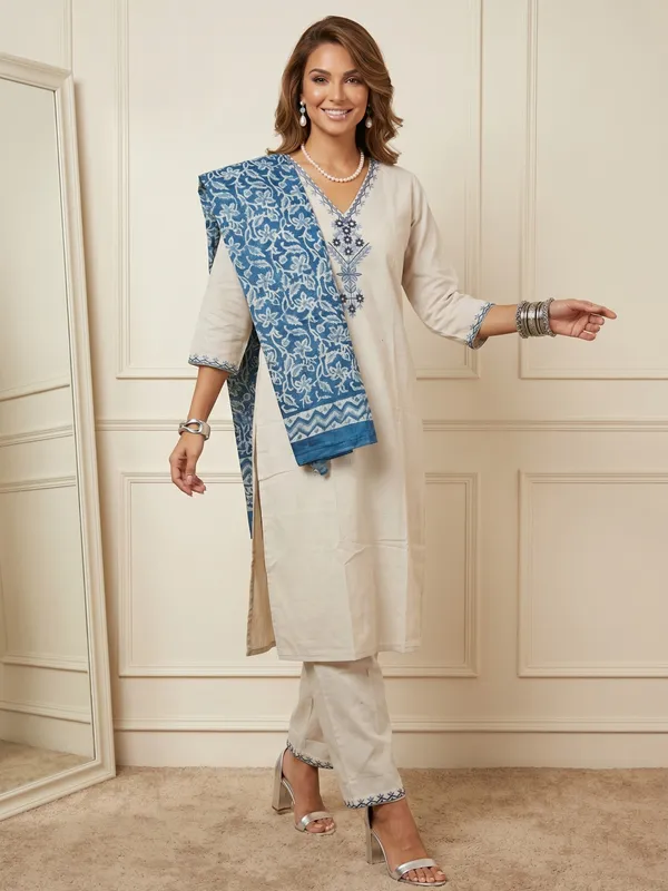 White_Cotton_Embroidered_Kurta_Pant_Set_For_Women
