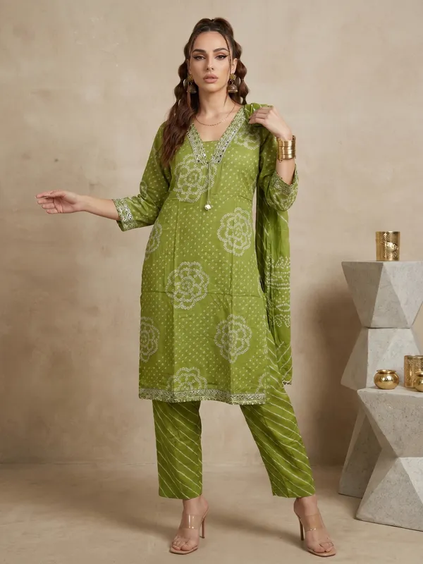 Green_Printed_Cotton_Kurta_Set_For_Women