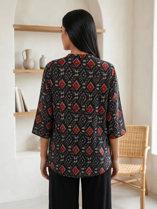 Black_Printed_Cotton_Tunic_Top_For_Women