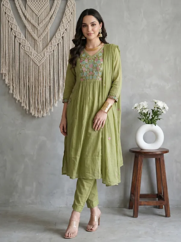 Green_Mul_Cotton_Embroidered_Anarkali_Kurta_Set_For_Women