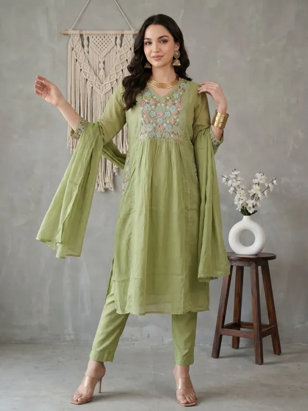 Green_Mul_Cotton_Embroidered_Anarkali_Kurta_Set_For_Women