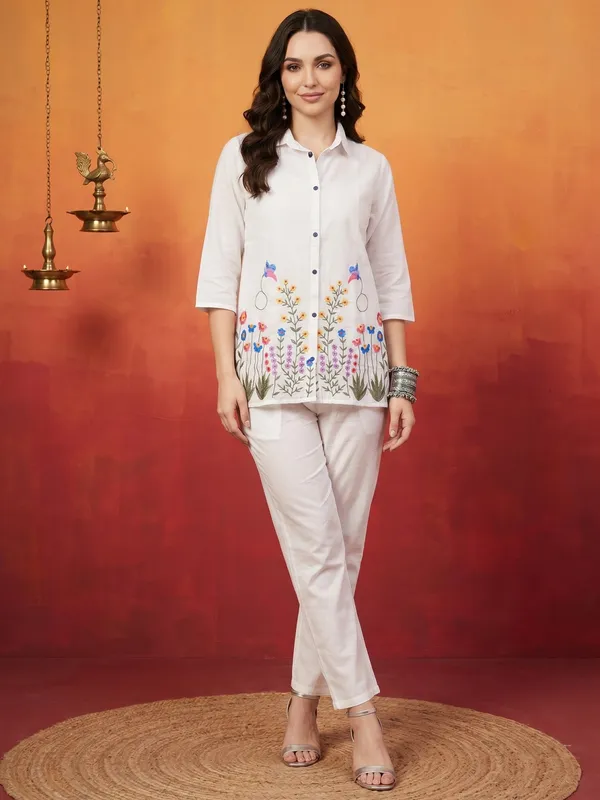 White_Embroidered_Floral_Co-Ord_Set_For_Women
