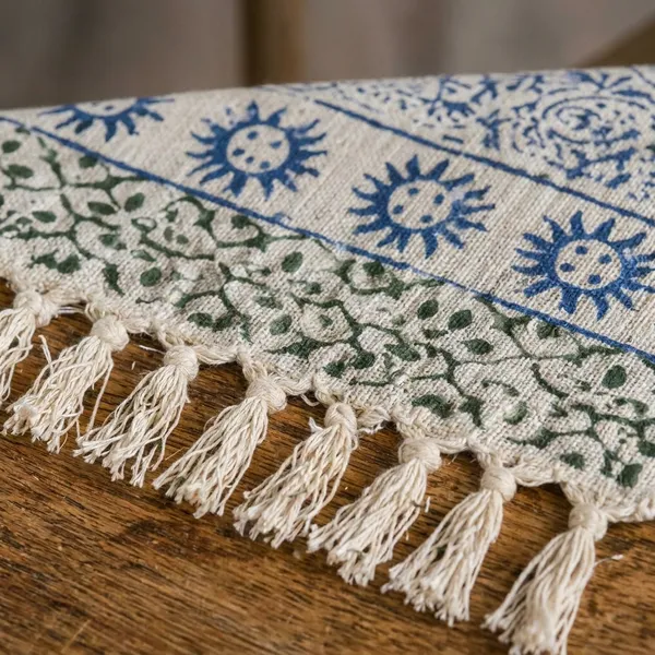 Classic_Indigo_Paisley_Scroll