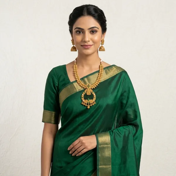 Golden_Emerald_Temple_Jewellery_Necklace_Set_With_Jhumka_Earrings