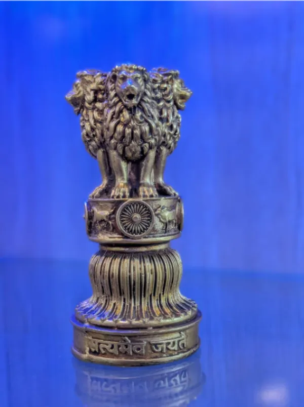 Ashoka_Pillar_(National_Emblem_Of_India)_Decorative_Showpiece