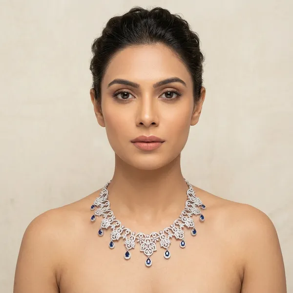 Silver_Tone_Crystal_Embellished_Bridal_Necklace_Set_With_Maang_Tikka