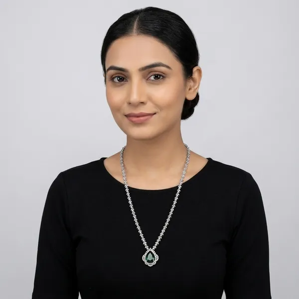 Silver_Tone_Faux_Diamond_Leaf_Motif_Necklace_Set_With_Earrings