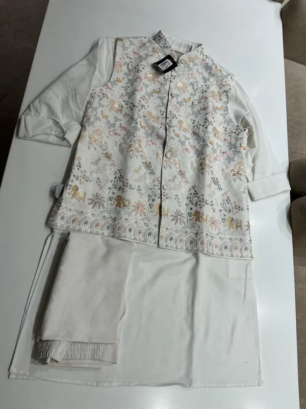White_Premium_Cotton_Kurta_Pajama_For_Men