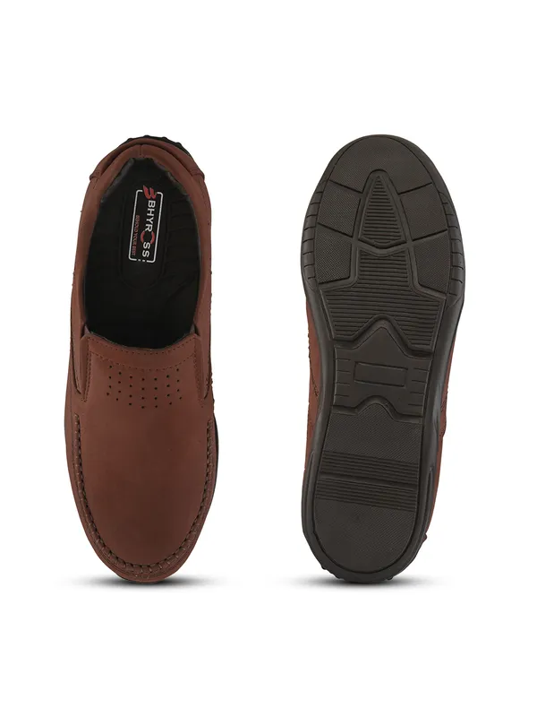 Brown_Leather_Slip-On_Loafers_For_Men
