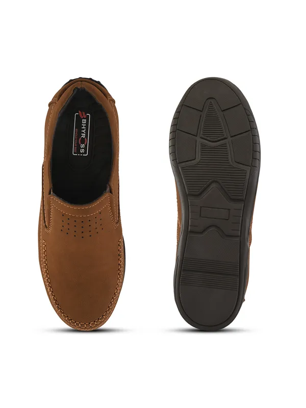 Tan_Leather_Moc-Toe_Slip-On_Casual_Shoes_For_Men