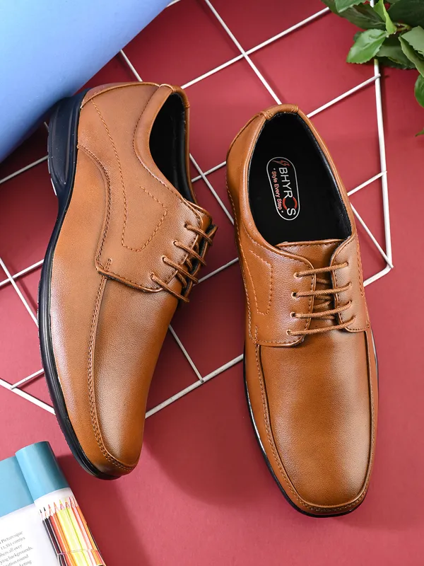 Tan_Leather_Formal_Lace-Up_Derby_Shoes_For_Men