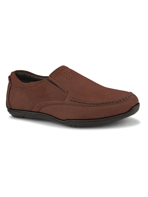 Brown_Leather_Slip-On_Loafers_For_Men