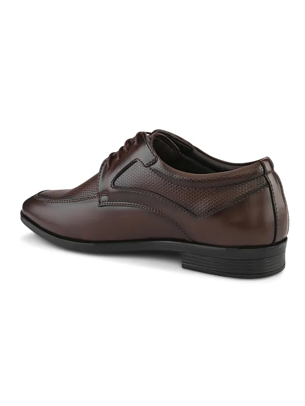 Brown_Textured_Leather_Formal_Lace-Up_Derby_Shoes_For_Men