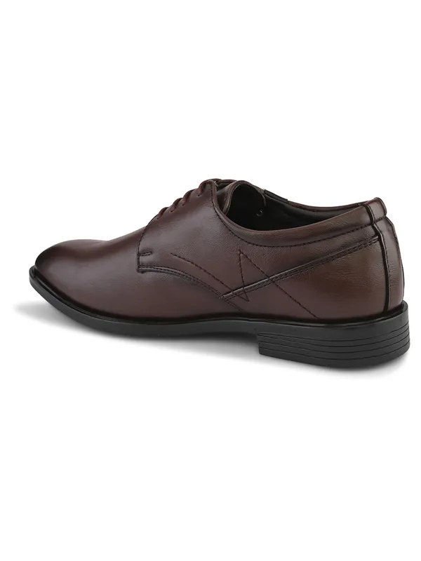 Brown_Leather_Lace-Up_Formal_Derby_Shoes_For_Men