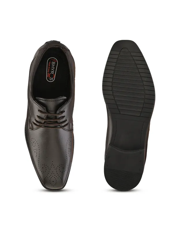 Brown_Leather_Lace-Up_Formal_Derby_Shoes_For_Men