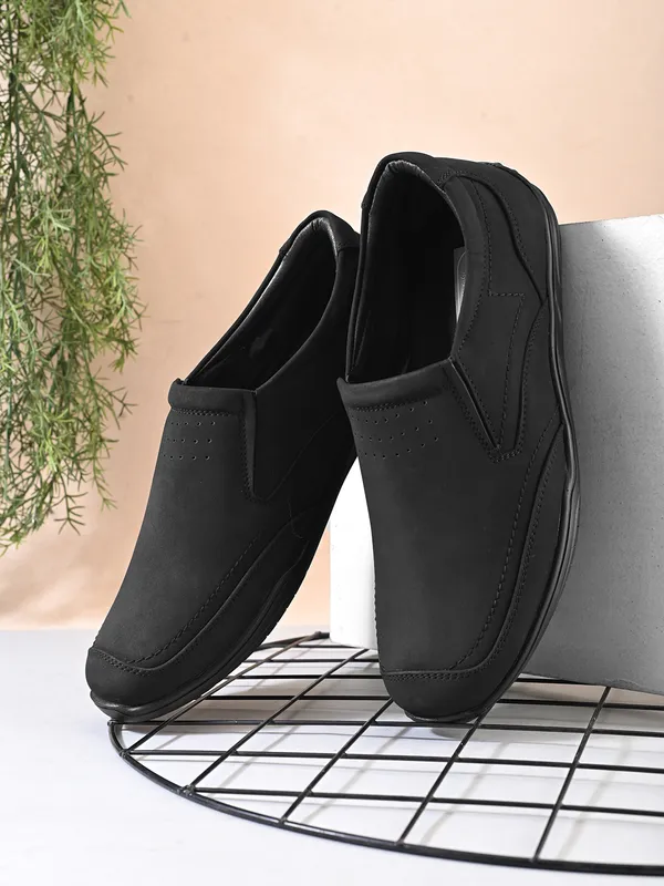 Black_Faux_Slip-On_Casual_Shoes_For_Men