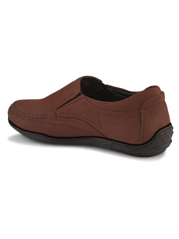 Brown_Leather_Slip-On_Loafers_For_Men