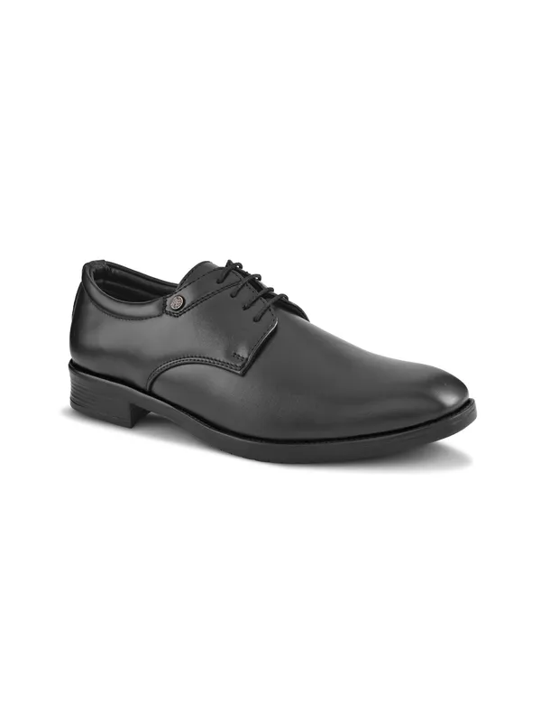 Classic_Black_Formal_Lace-Up_Shoes