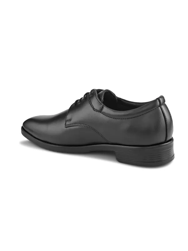 Classic_Black_Formal_Lace-Up_Shoes