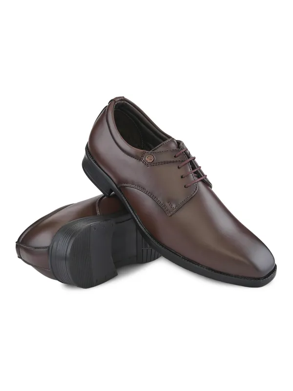Classic_Brown_Formal_Lace-Up_Shoes