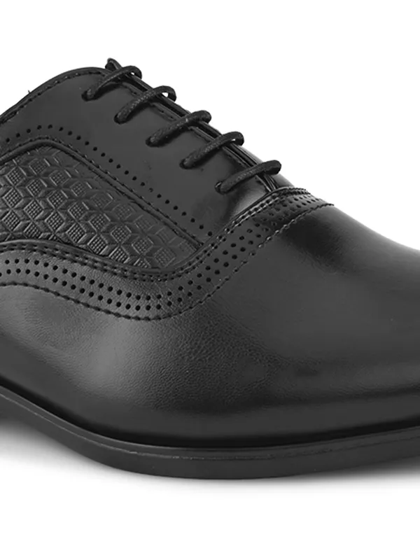 Black_Leather_Formal_Lace-Up_Oxford_Shoes_For_Men