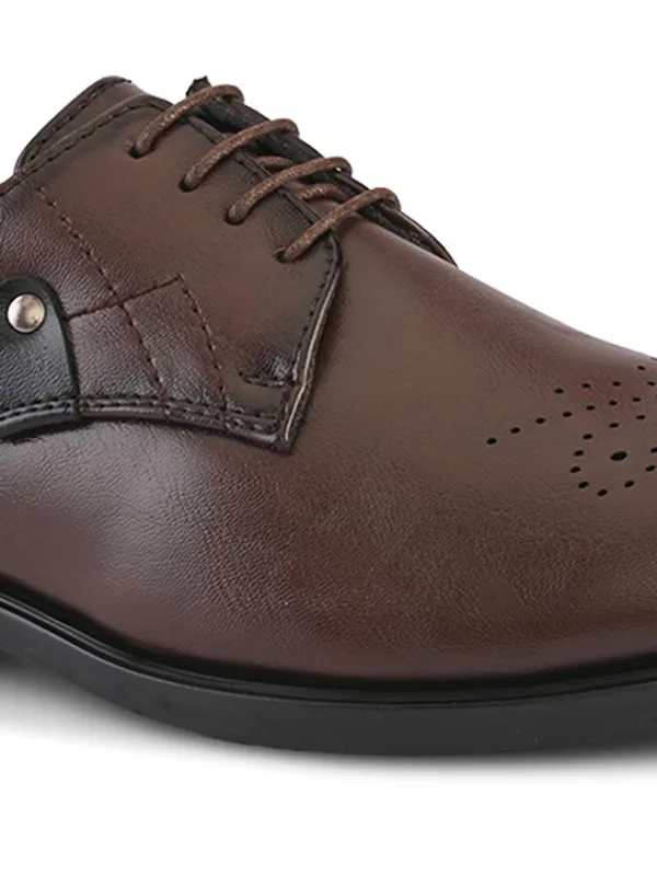 Brown_Leather_Perforated_Toe_Cap_Formal_Derby_Shoes_For_Men