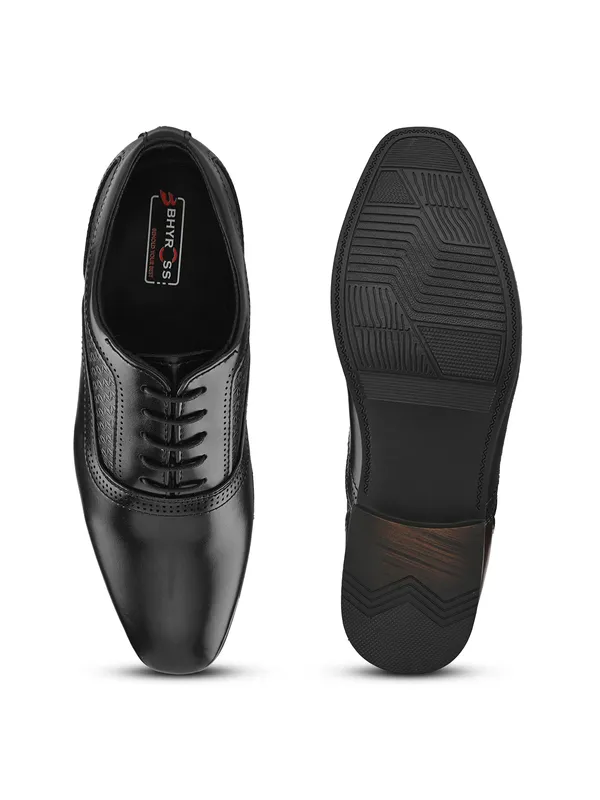 Black_Leather_Formal_Lace-Up_Oxford_Shoes_For_Men