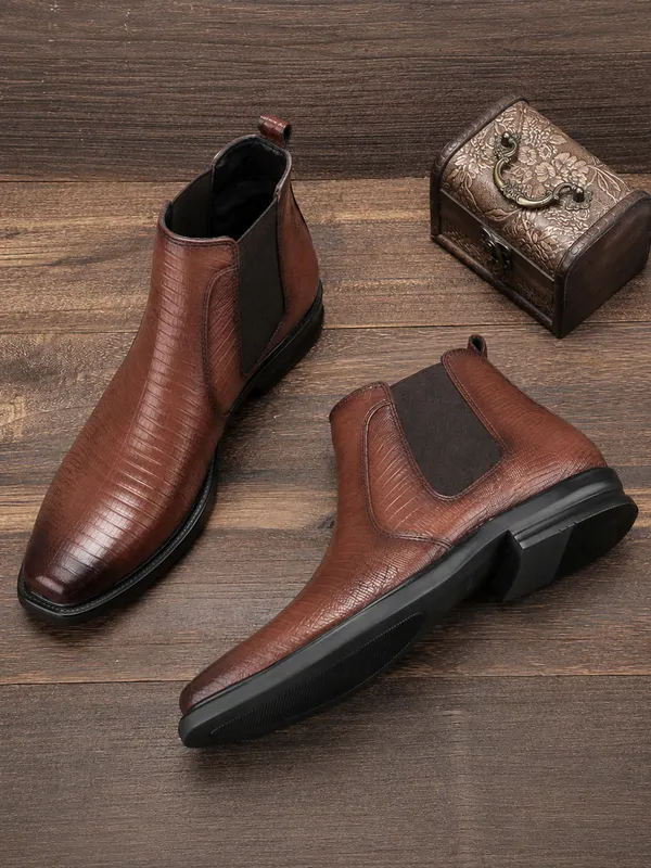 Tan_Brown_Textured_Leather_Chelsea_Boots_for_Men