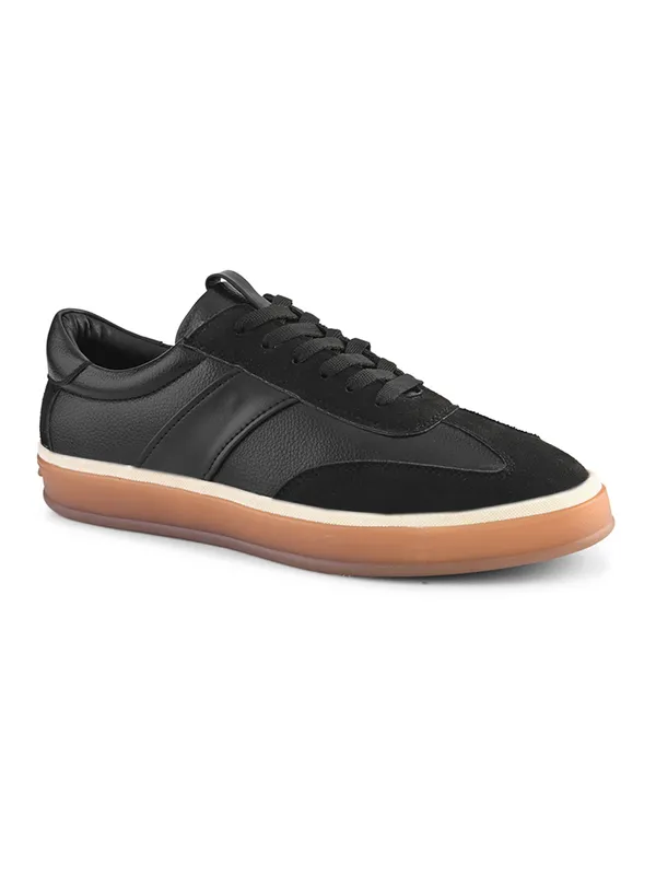 Black_Leather_Gum_Sole_Low-Top_Sneakers_For_Men