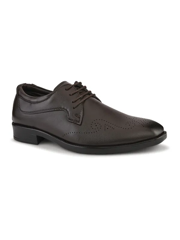 Brown_Leather_Lace-Up_Formal_Derby_Shoes_For_Men