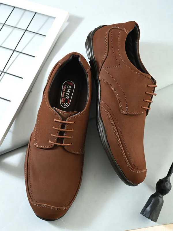 Tan_Leather_Formal_Lace-Up_Shoes_For_Men