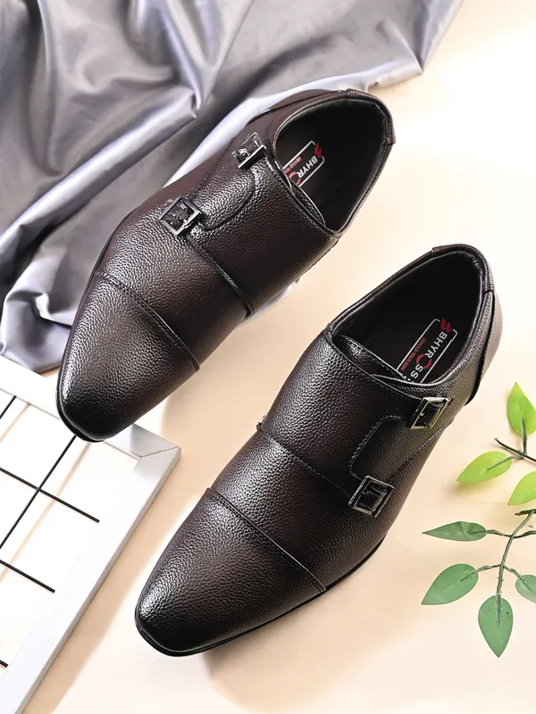 Brown_Leather_Double_Monk_Strap_Formal_Shoes_For_Men