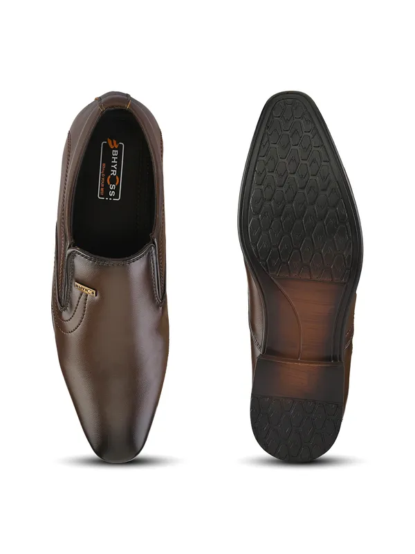 Brown_Leather_Formal_Slip-On_Shoes_For_Men