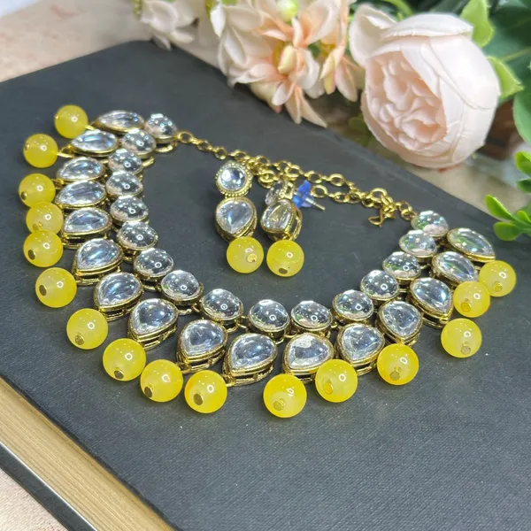 Yellow_Alloy_Copper_Jewellery_Set_For_Women