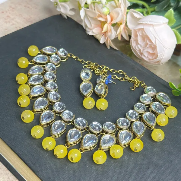 Yellow_Alloy_Copper_Jewellery_Set_For_Women