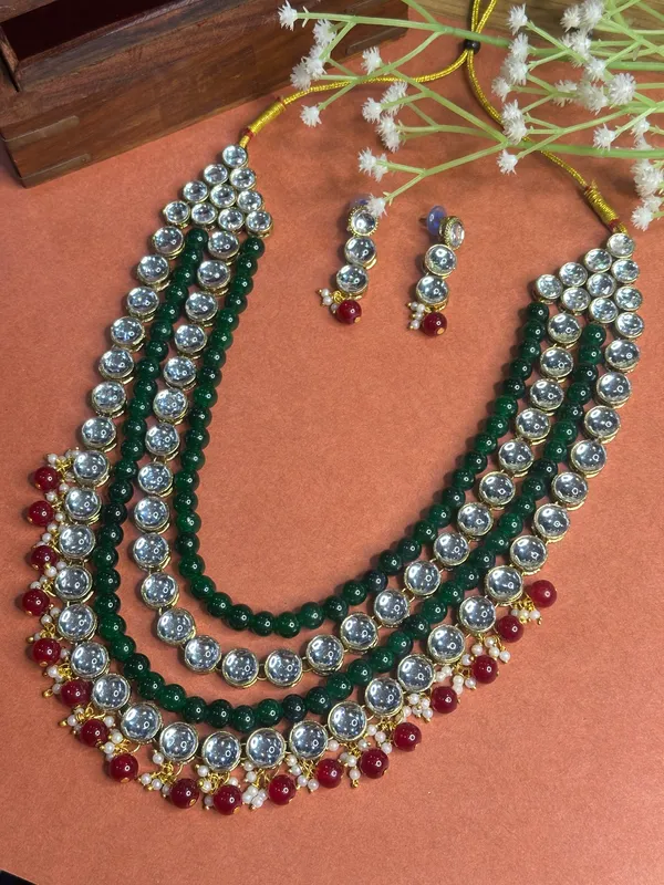 Four_Layer_Kundan_Beaded_Alloy_Metal_Copper_Plated_Jewellery_Set