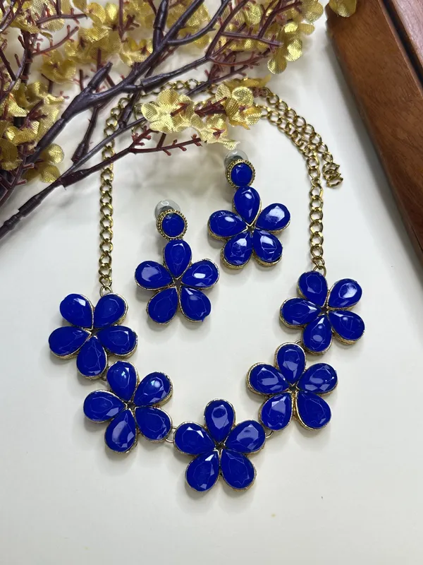 Blue_Alloy_Jewellery_Set_For_Women