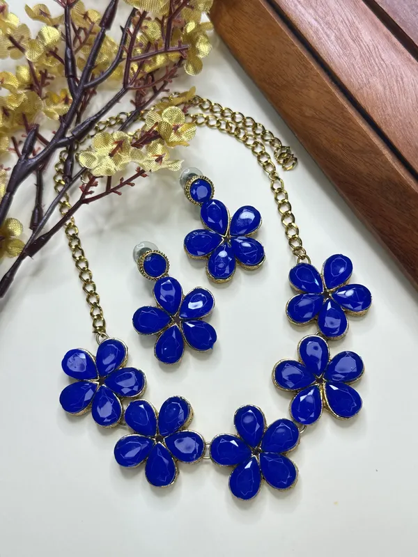 Blue_Alloy_Jewellery_Set_For_Women