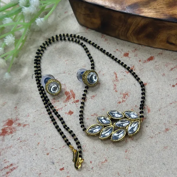 18_Inch_Twinkling_Beautiful_Alloy_Mangalsutra_For_Women