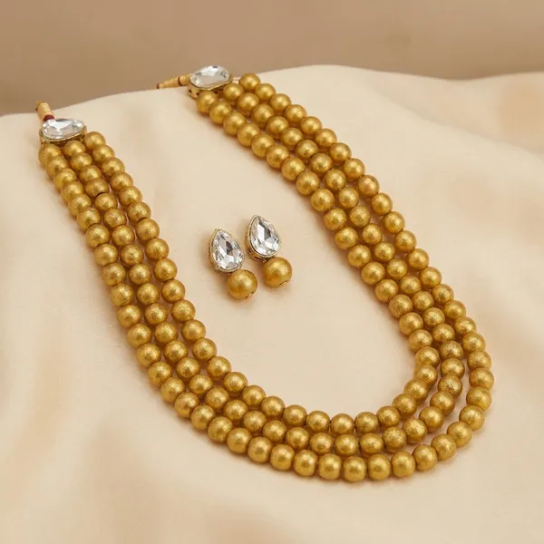 Three_Layer_Golden_Pearl_Necklace_Set