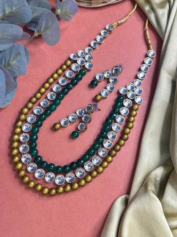 Three_Layer_Stunning_Green_Jewellery_Set