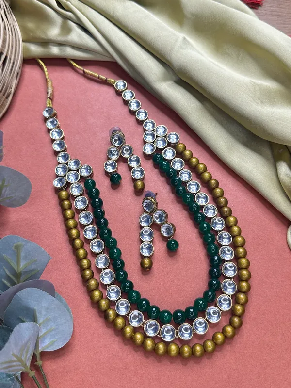 Three_Layer_Stunning_Green_Jewellery_Set