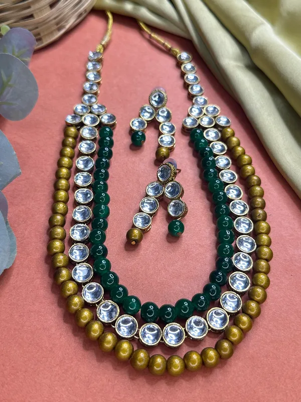 Three_Layer_Stunning_Green_Jewellery_Set