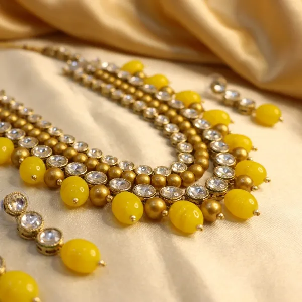 Three_Layer_Antique_Yellow_Beads_And_Alloy_Copper_Jewellery_Set_For_Women